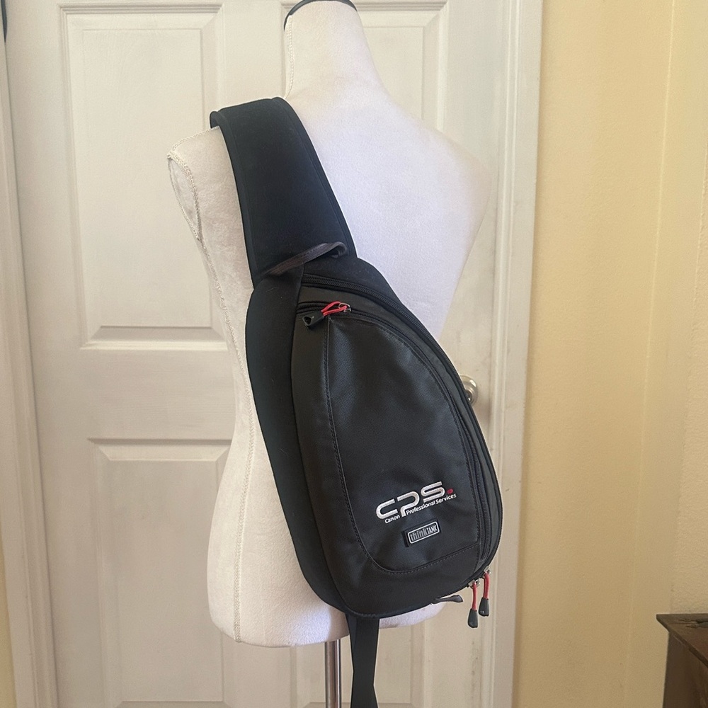 Canon sling camera bag